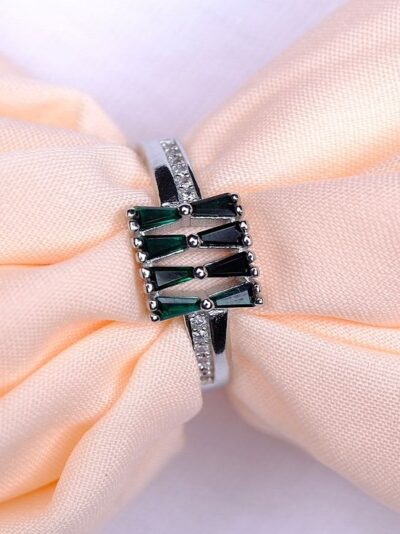925 Sterling Silver Zircon and Emerald Stone Ring