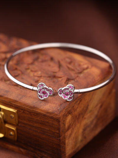 925 Sterling Silver Rosebud Gem Bracelet