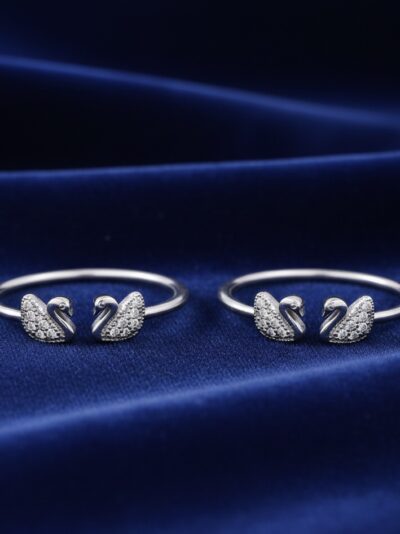 925 Sterling Silver Swanlock Toe-Ring